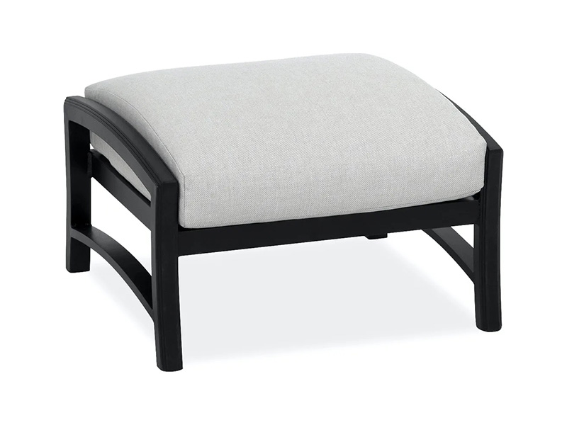 Lodge in alluminio bronzo invecchiato con cuscini, pouf da patio