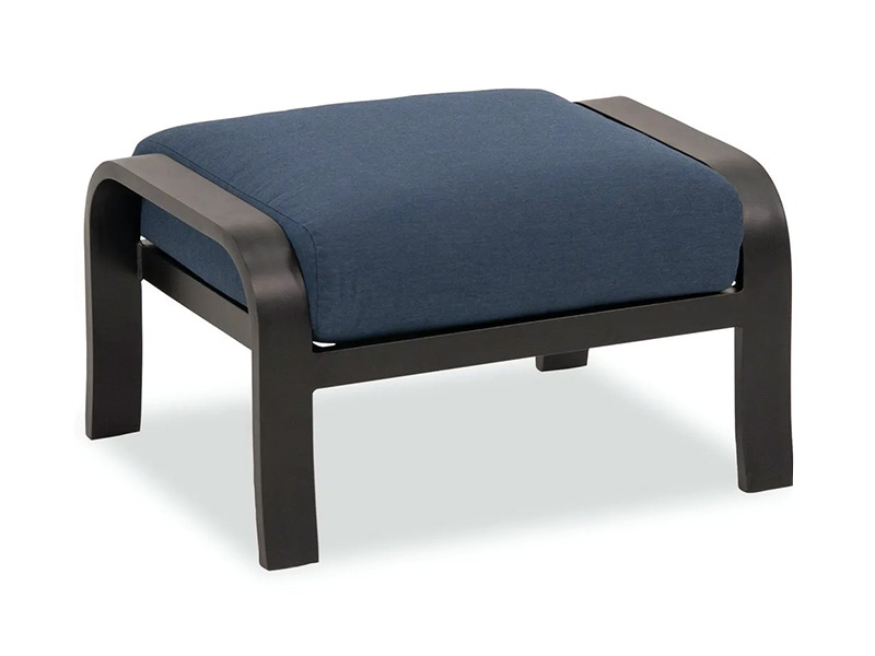 Solstice in alluminio bronzo invecchiato con cuscini, pouf da patio
